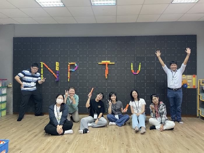 【探索自然科學的奧秘——師資生參訪屏東縣科教中心啟發教學新思維】圖片