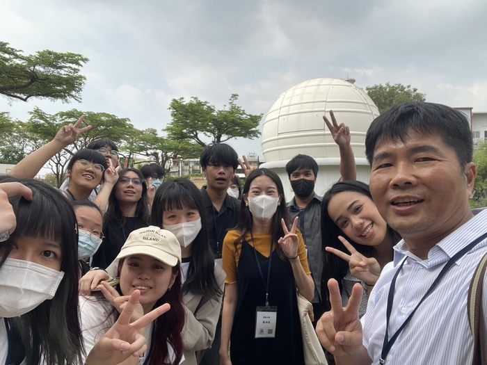 【探索自然科學的奧秘——師資生參訪屏東縣科教中心啟發教學新思維】圖片