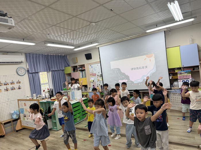 115年度教育部補助師資培育之大學辦理實踐史懷哲精神教育服務計畫圖片