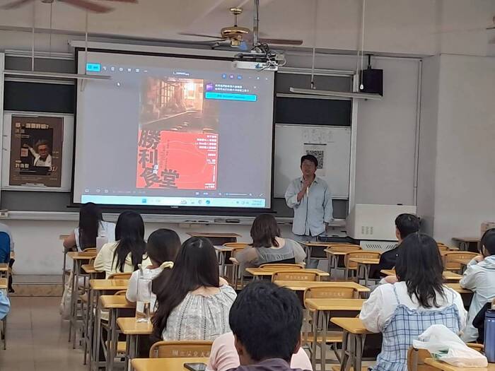 【導、演在幹嘛？許逸聖老師帶領師資生登上舞台，探索戲劇的無限可能】圖片