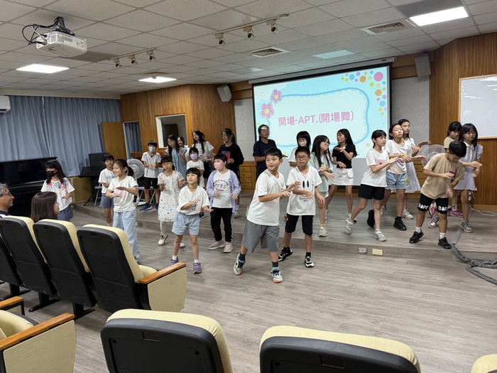 114年度教育部推動大學師資生實踐史懷哲精神教育服務計畫圖片